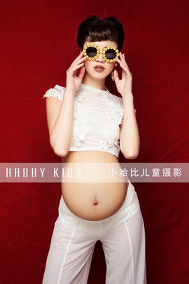小哈比孕妇摄影作品